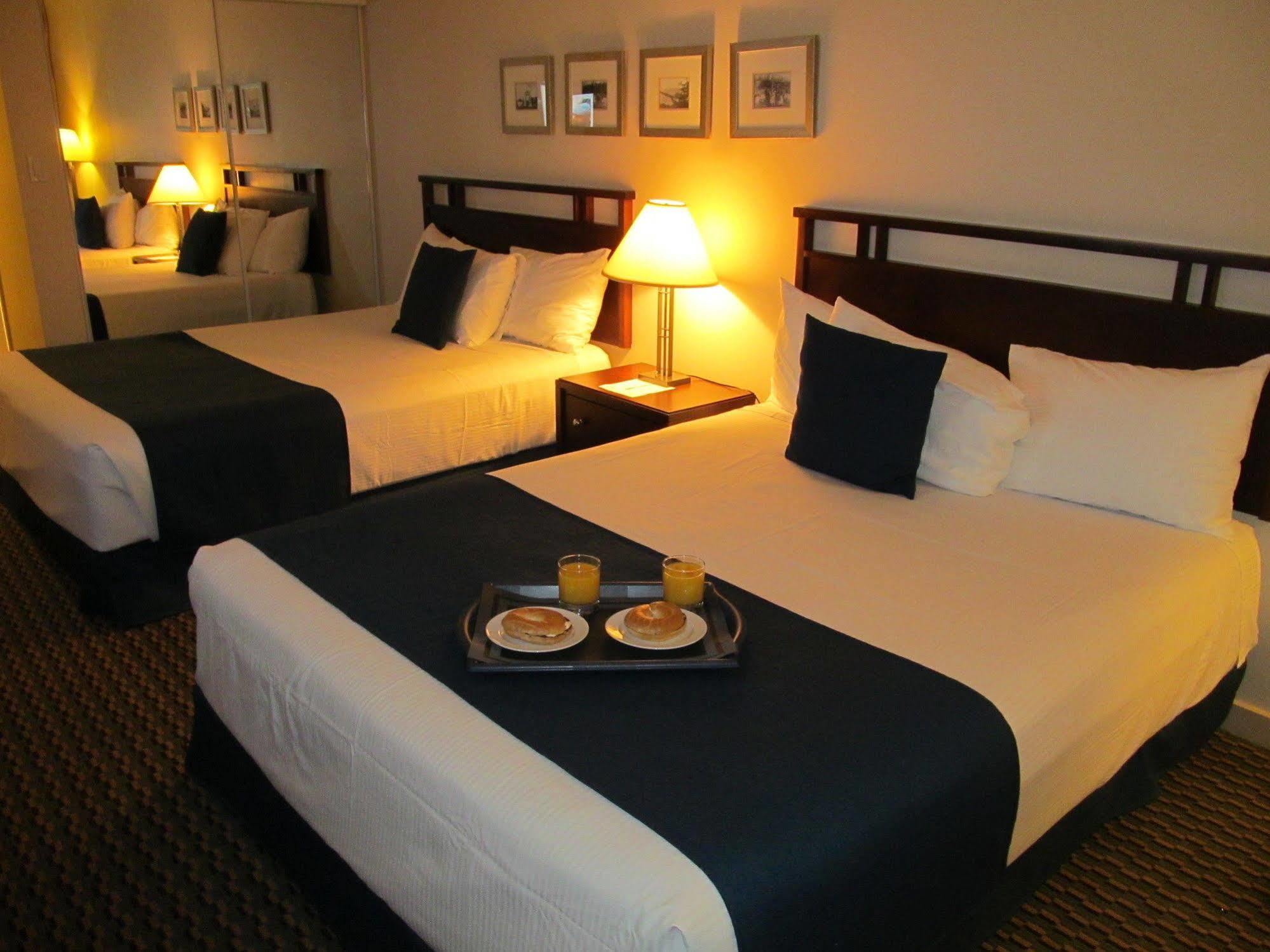Ocean Promenade Hotel White Rock Ngoại thất bức ảnh
